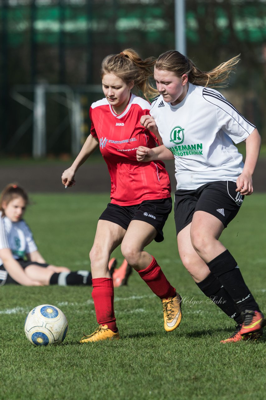 Bild 80 - C-Juniorinnen Kieler MTV -  MTSV POlympia Neumuenster : Ergebnis: 1:0